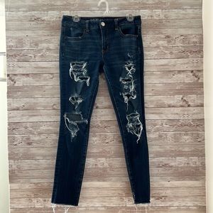 American eagle size 10 jegging destroyed